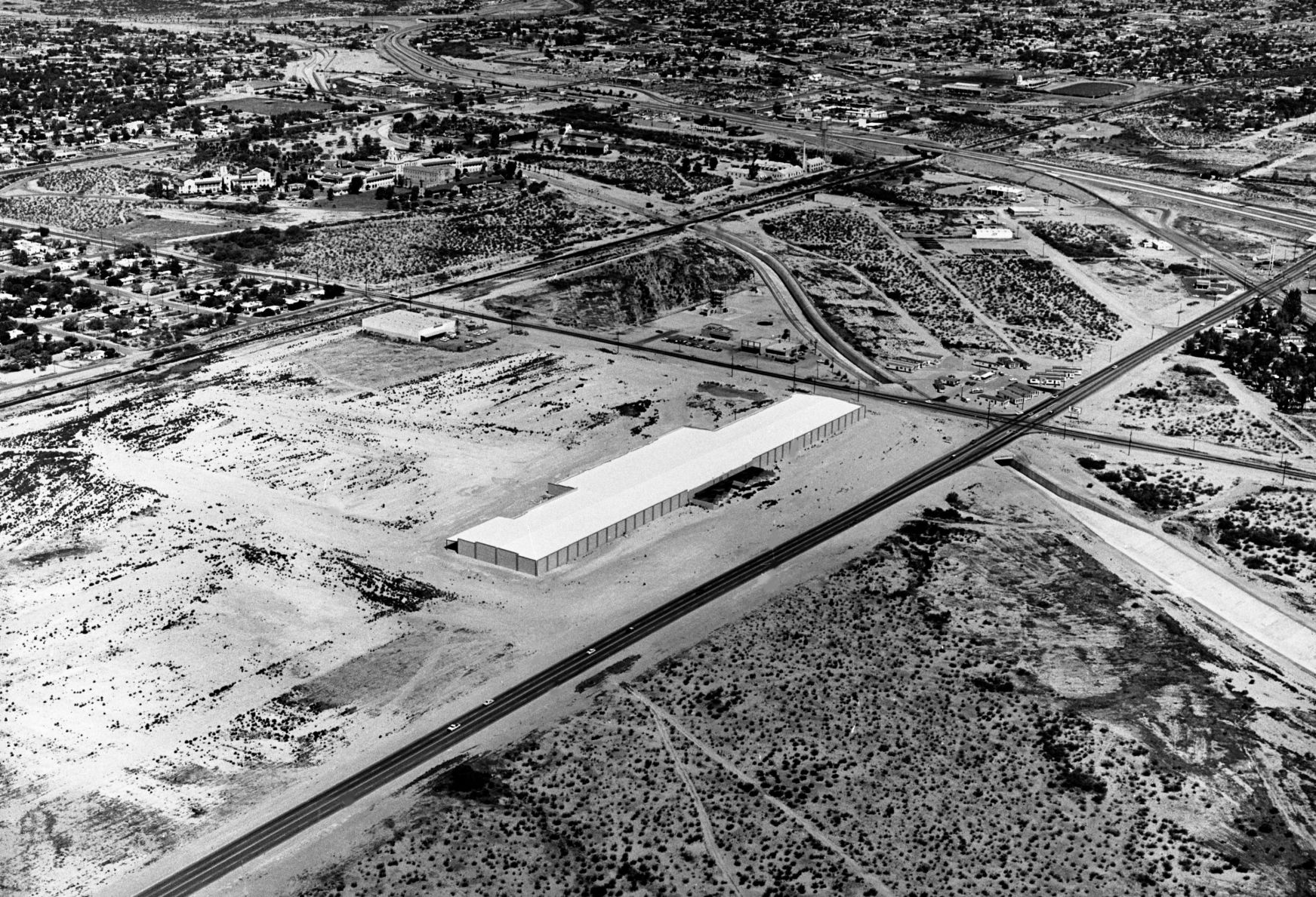 Thomas O. Price Service Center, 1970